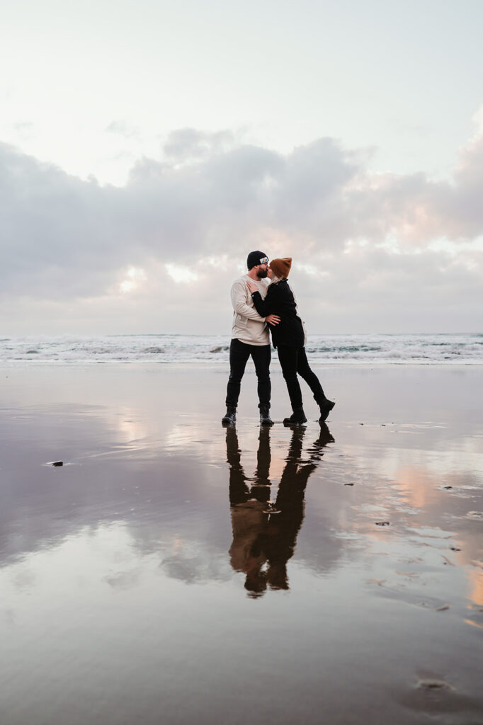 Couples photos Neskowin Beach, Oregon 