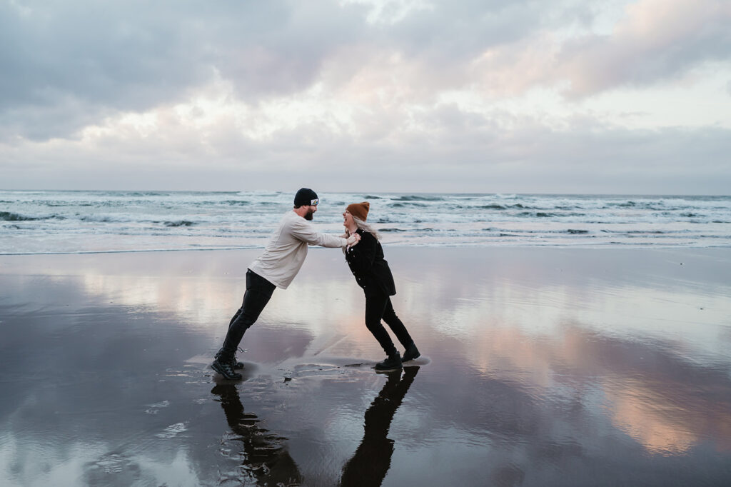 Couples photos neskowin beach oregon 