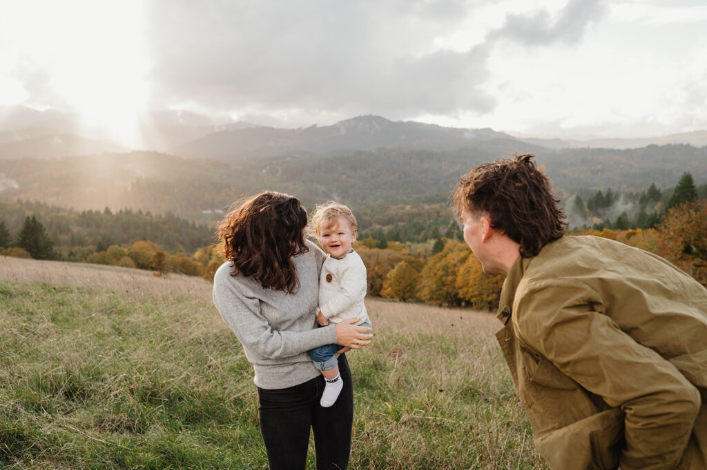 family laughing photo session 