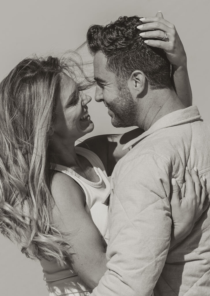 Couple hugging at the beach 