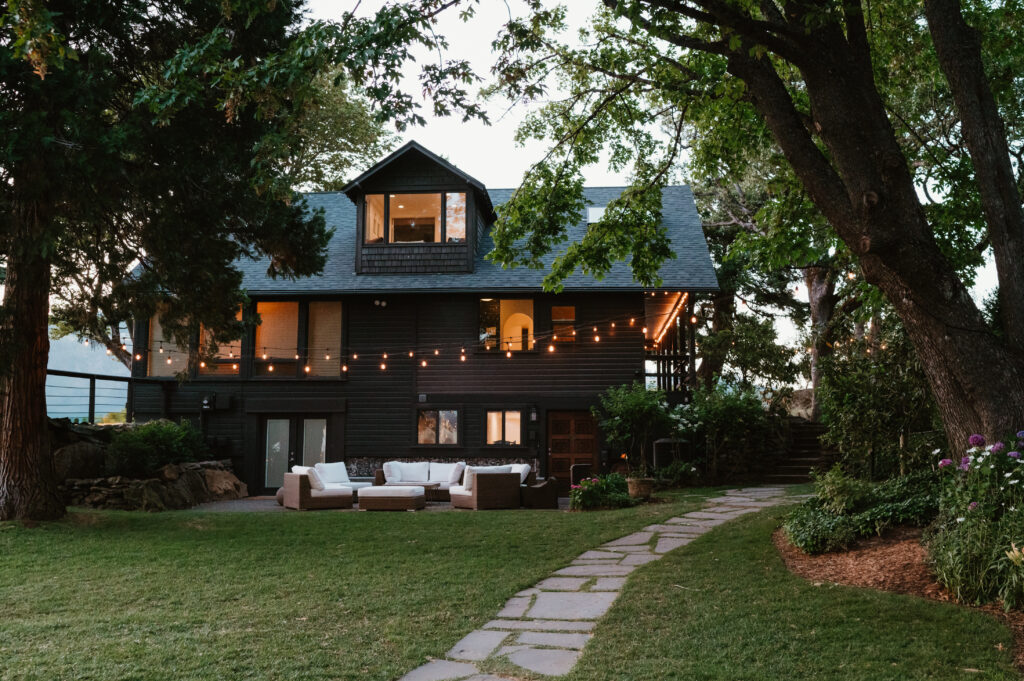 the griffin house in the Columbia River Gorge