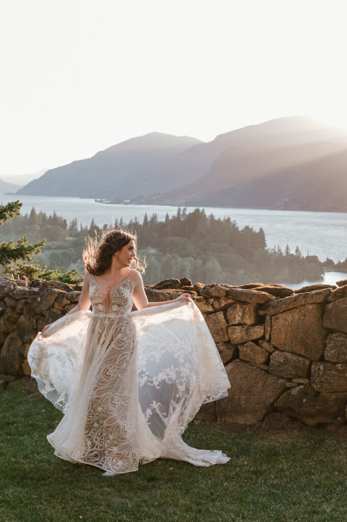 bride running towards groom during sunset portraits in hood river 