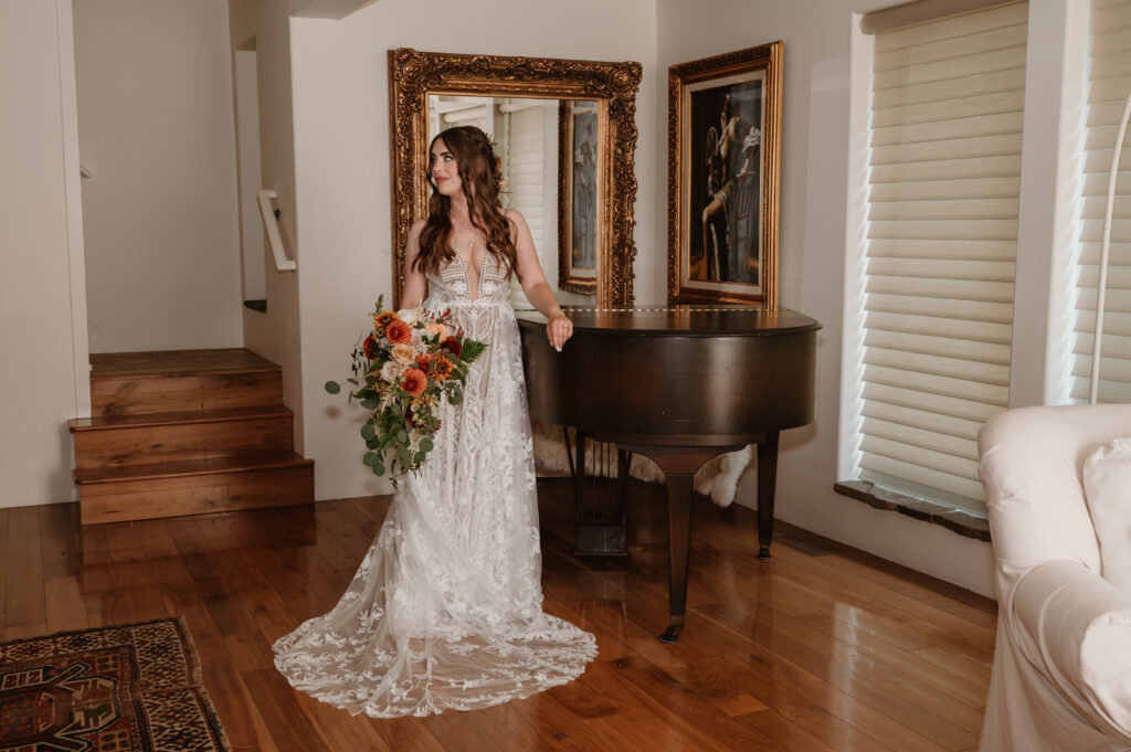 bridal portraits with bridal bouquet and piano 